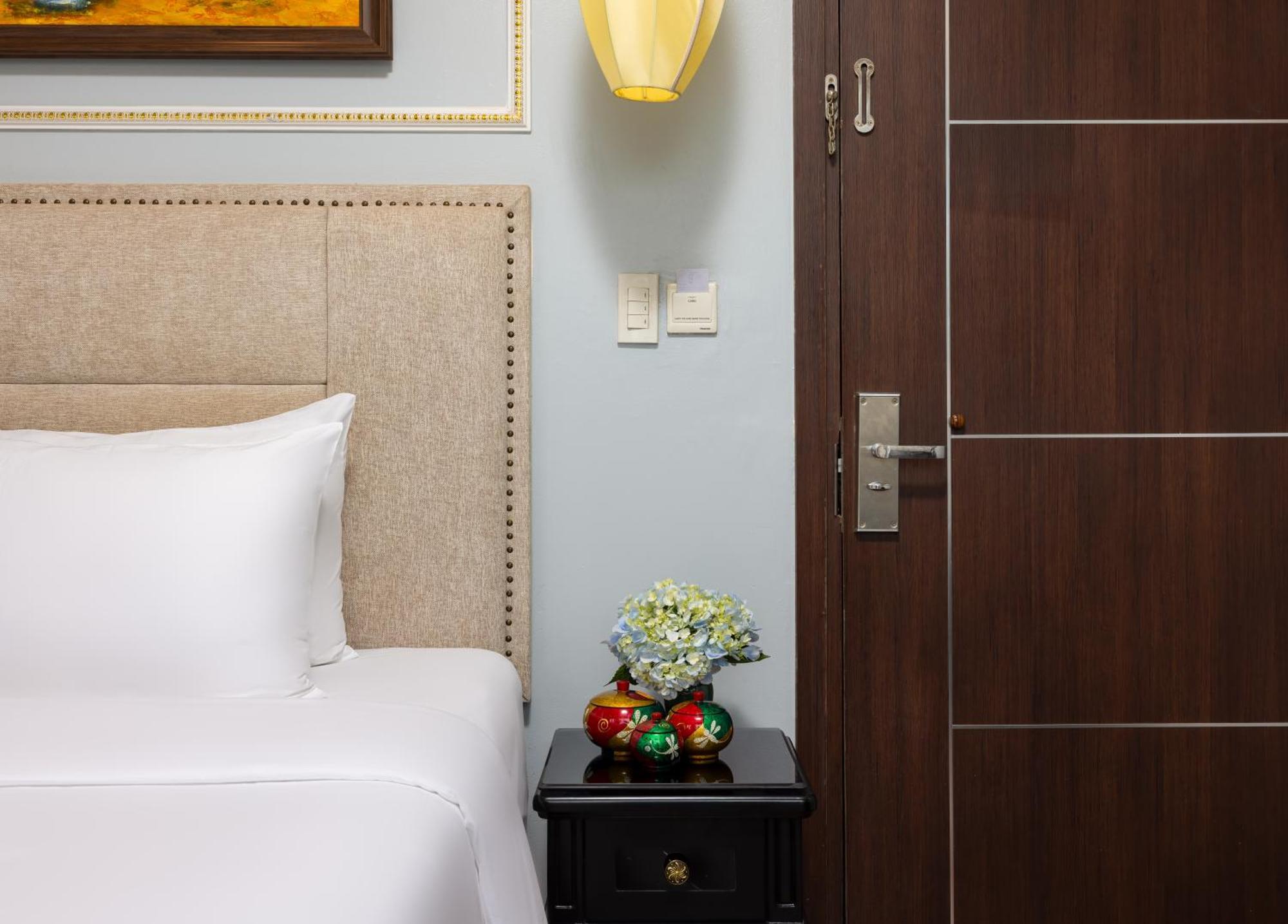 Golden Amour Hotel Hanoi Exterior photo